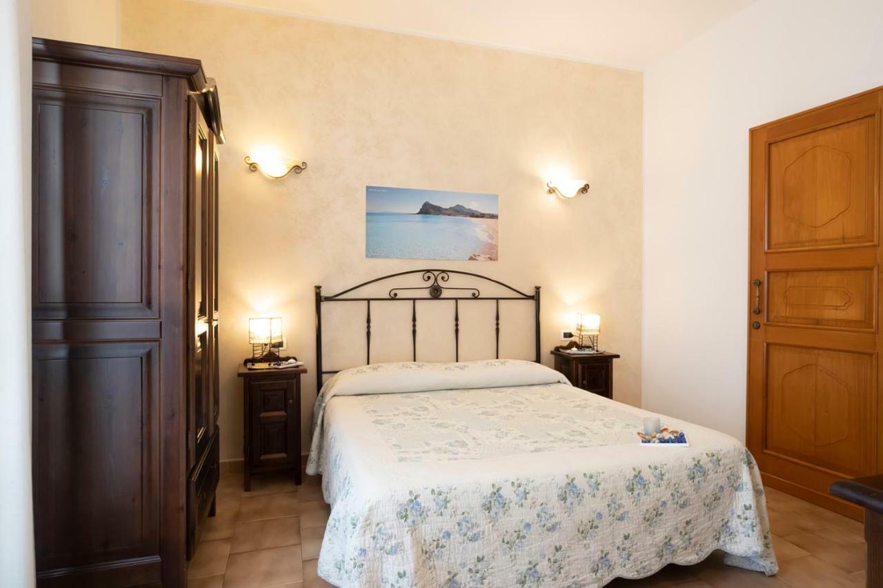 Alba Marina B&B Castelluzzo Esterno foto
